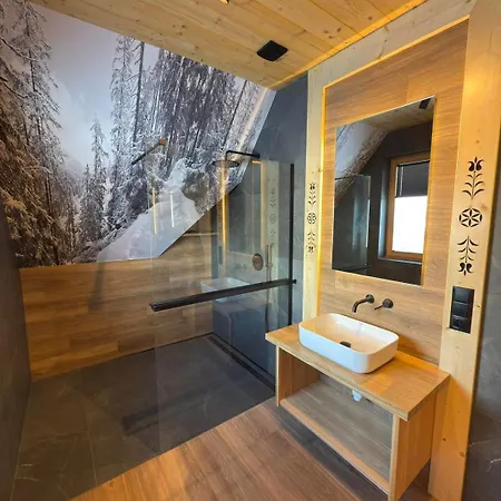Horizont House - Z Prywatnymi Baliami Oraz Ogolnodostepna Sauna - Izby Podhalanskie בקתה Dursztyn